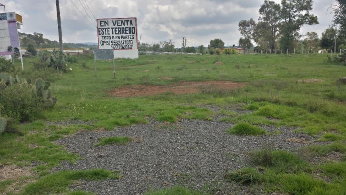 EXCELENTE TERRENO COMERCIAL